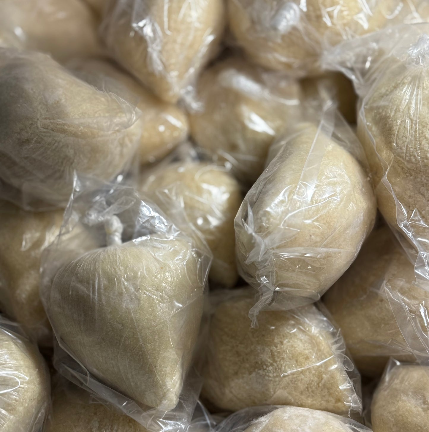 ATTIEKE - CASSAVA COUSCOUS - 1.59 lb