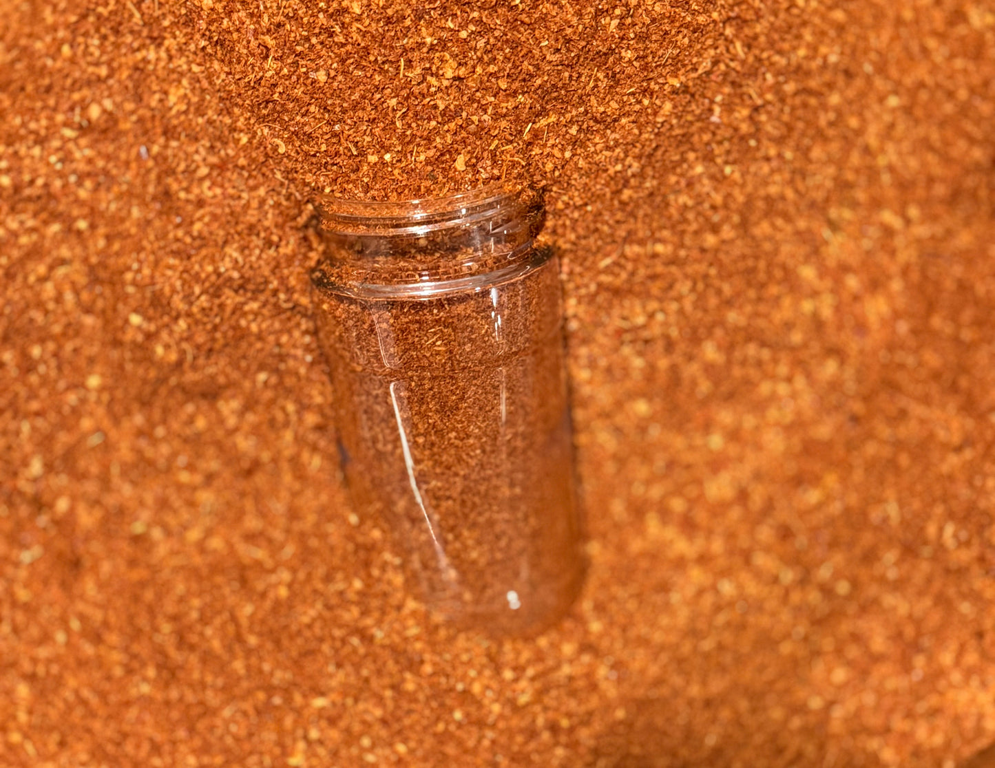 GROUND HOT PEPPER ( POUDRE DE PIMENT) 4.3 oz /122 g