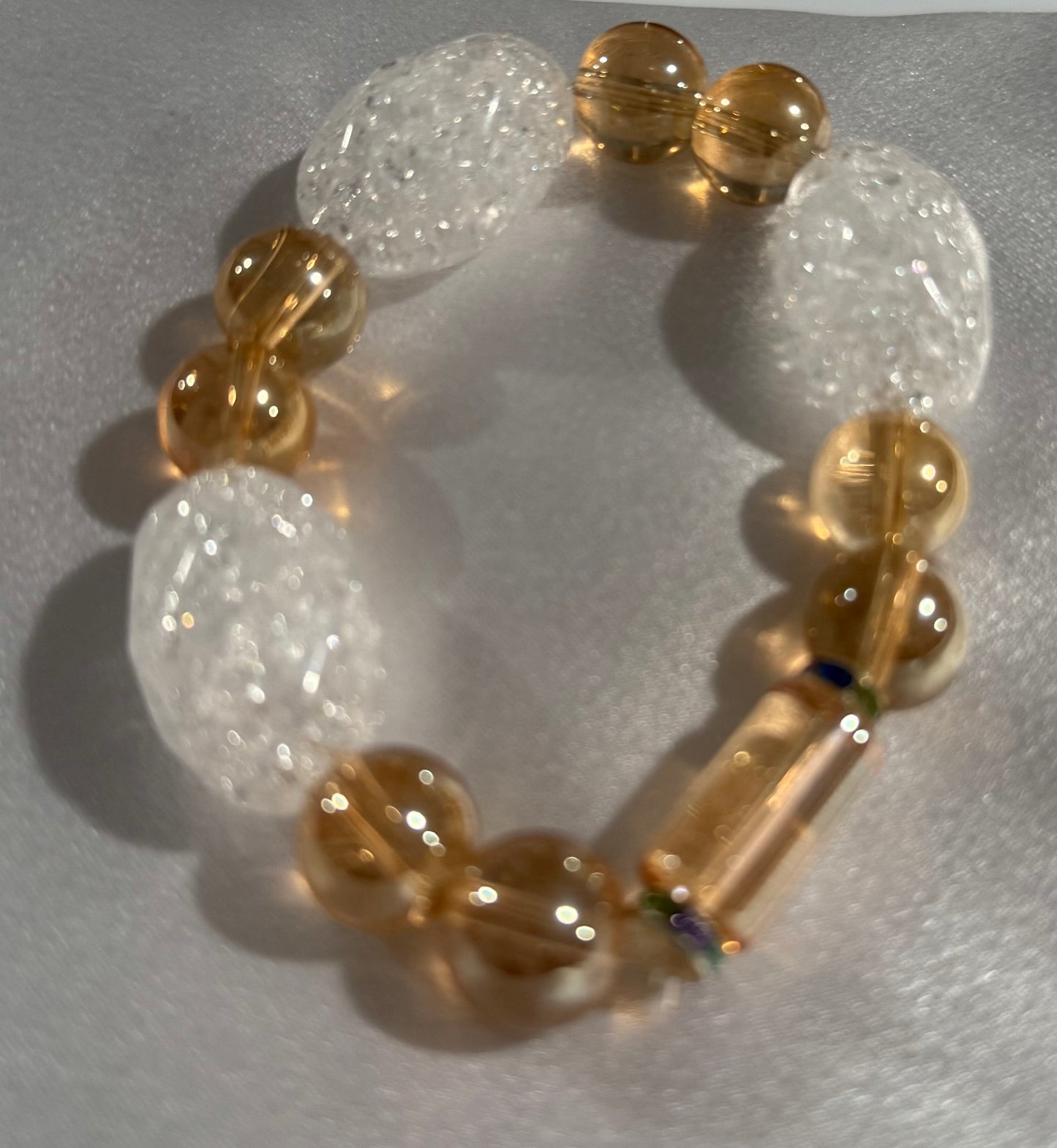 WHITE OVALE BRACELET