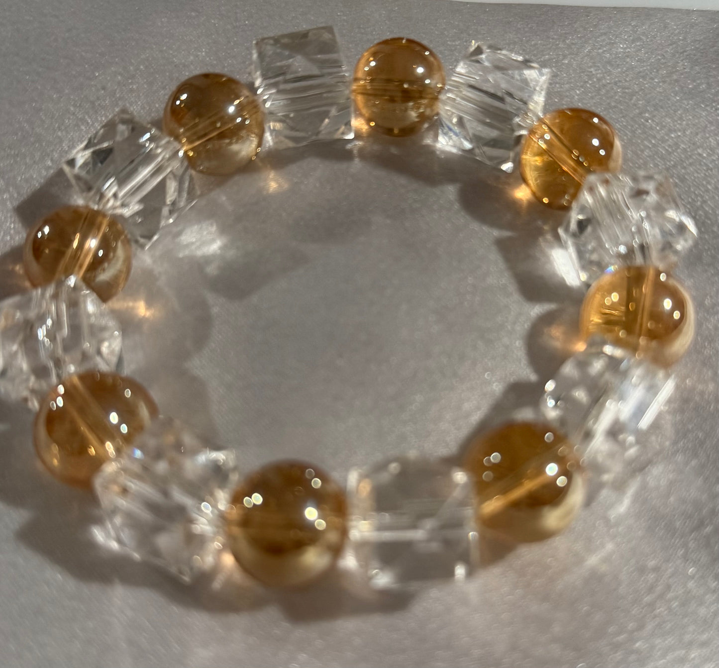 WHITE AND GOLD BRACELET