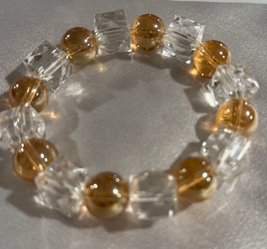 WHITE AND GOLD BRACELET