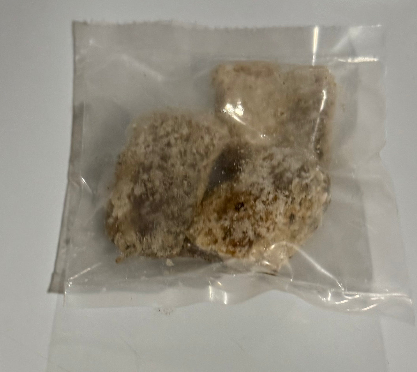 MOMONE / ADJOVAN / FERMENTED SALTED FISH 0.12oz / 0.053kg